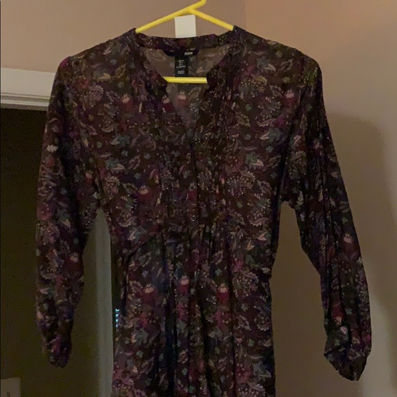 Top - Picture 2 of 4